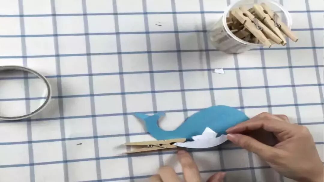 Take out the sailboat and paste it