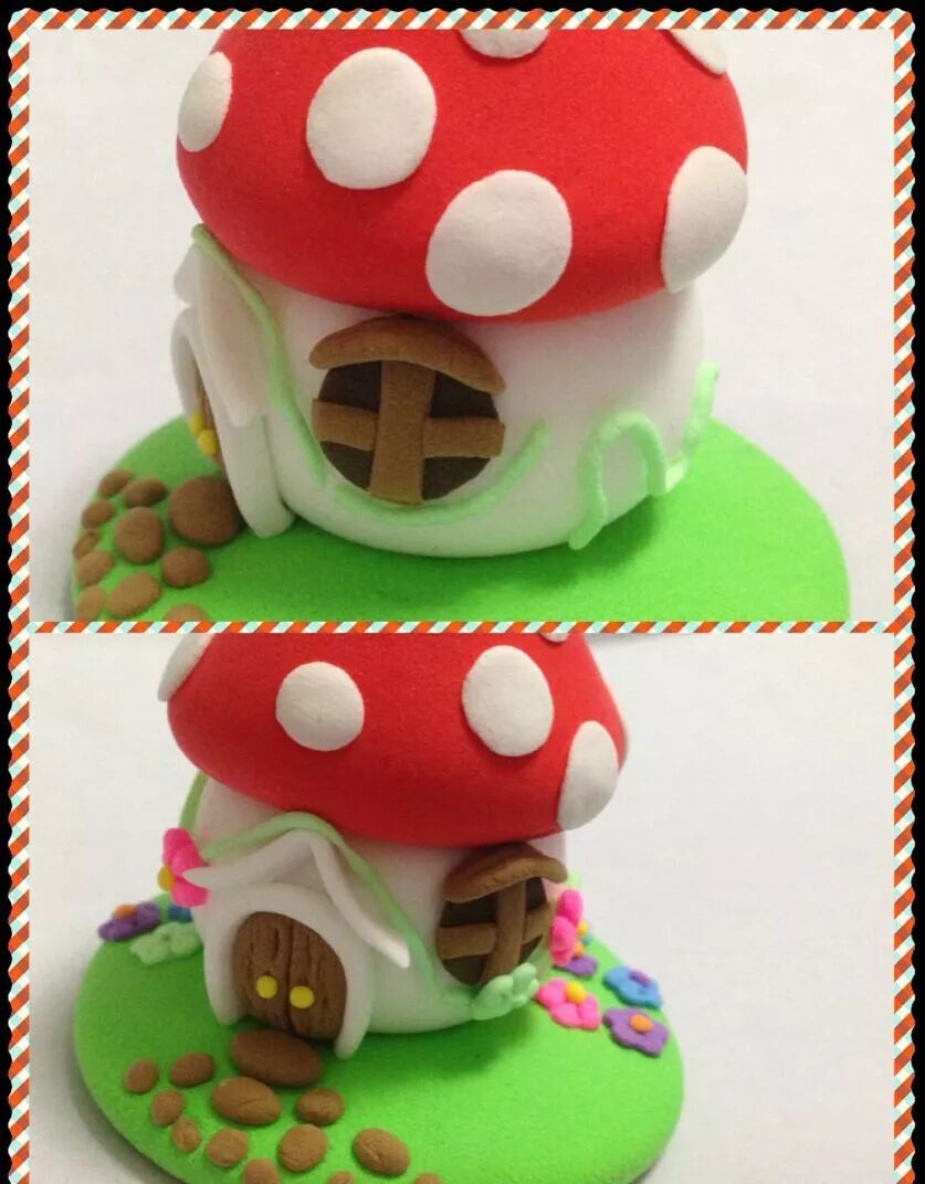 Glue two yellow circles on the wooden door as handles